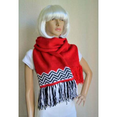 Hand knitted unisex ''Twin peaks'' scarf