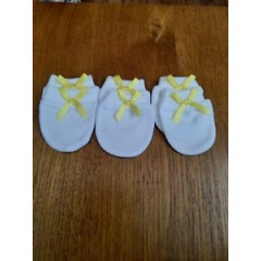  3 pairs of newborn baby girls white anti scratch mittens and lemon new 