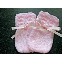 LOVELY HAND KNITTED BABY MITTENS IN PINK SIZE 0-3 MONTHS (6)