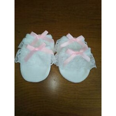  2 pairs of tiny/prem baby scratch mittens with lace and pink bows brand new