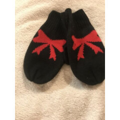 New Baby Gap Black W/ Red Bow Mittens Size M-L