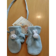 BNWT Peter Rabbit soft pale blue fleece mittens on strings age 0/6 months