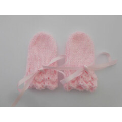 Hand Knitted Baby Mittens Ribbon Tie 0-3 Months Twinkle Sparkle Effect Pink