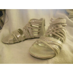 Kenneth Cole Reaction Girls Dressy Sandal Shoe, Kiera,Silver & Sparkly