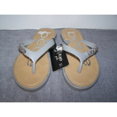 Bebe Girls Sandals Size M13/1 Style # ZTGBB-4727/a New with Tag