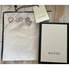 Gucci Pocket Square handkerchief Embroidered Double G Bumblebee & Heart ￼