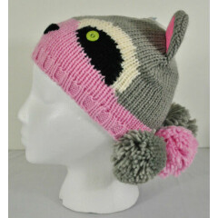 NWT! YOUNG GIRLS' CLAIRE'S RACCOON KNIT HAT REATILS FOR $16 SO CUTE! BRAND NEW!