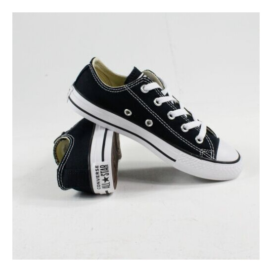 Converse Chuck Taylor Kids/Youth OX Low Trainers in UK Size 10,11,12,13,1,2 image {4}