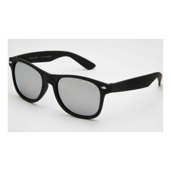 Kids Sunglasses Black Frame Classic Retro Eyewear Boys Girls Lead Free UV 100% image {4}