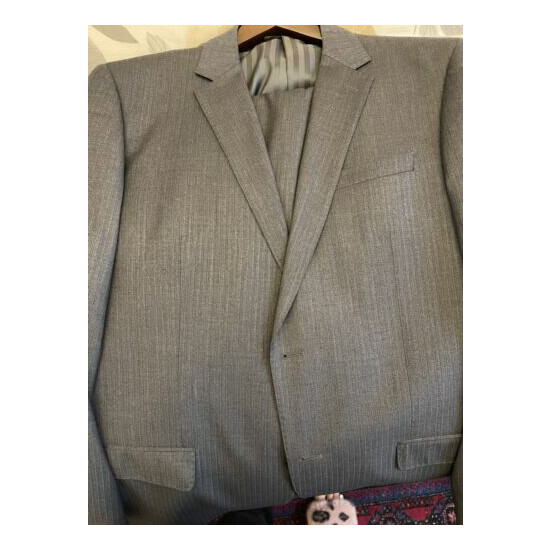 Men's Suit VITARELLI Grey with Blue Strip 2 Button/36 Pant Size image {1}