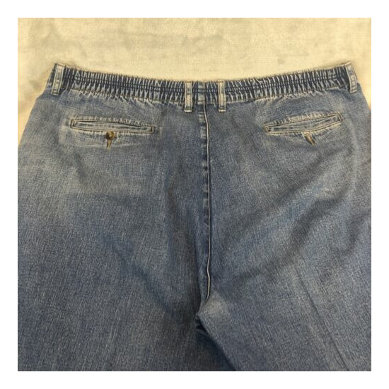 TravelSmith Men's Size 44 Stretch Pleated Front Elastic Waist Blue Denim Jeans  image {4}