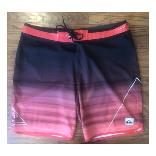 Quiksilver Mens Boardshorts High Line Stretch Dryflight Size 38 image {1}