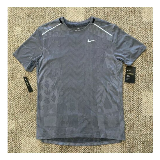 Mens Size Medium Slim Fit Nike Tech Knit Short Sleeve Running Top Dark Gray  image {1}
