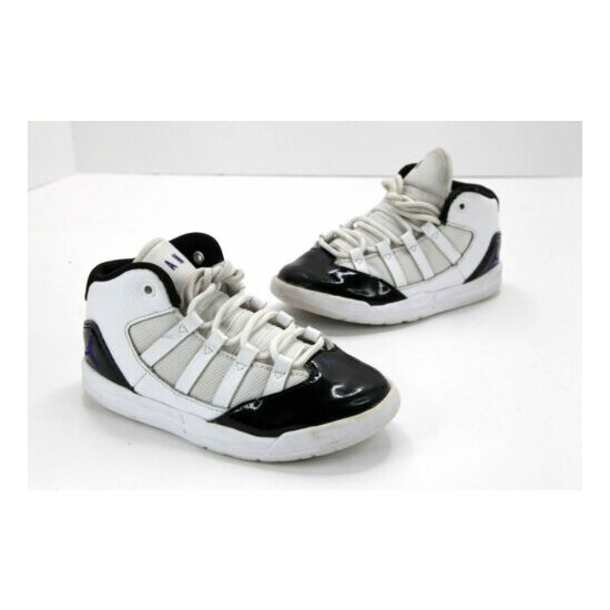 Nike Air Jordan Max Aura Basketball Toddlers Size 9 Athletic Sneakers AQ9215-121 image {2}