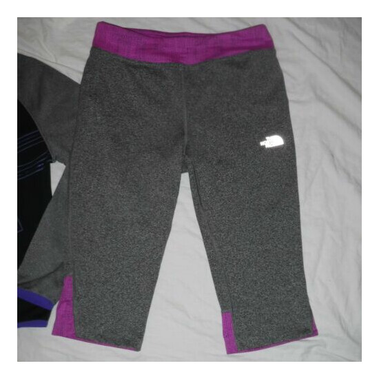 Girls Under Armour Sweatshirt & The North Face Crop Pants XL image {2}