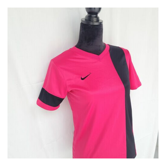 Nike Dri Fit Athletic T Shirt YOUTH Size Large Athletic Top Logo Pink Black image {2}