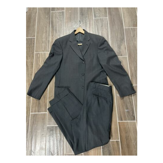 VTG Hugo Boss Men's Charcoal Gray 3 Button Suit - Size 40R - Pants 32R Wool image {1}