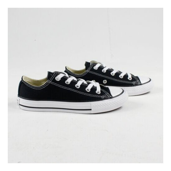 Converse Chuck Taylor Kids/Youth OX Low Trainers in UK Size 10,11,12,13,1,2 image {3}