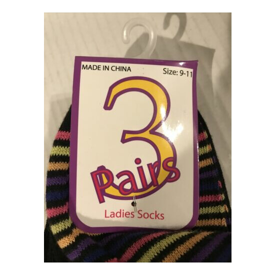 3 Pairs of Ladies Ankle Socks Black Size 9-11 (2-FD-70) image {2}
