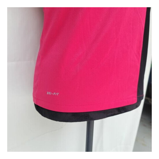 Nike Dri Fit Athletic T Shirt YOUTH Size Large Athletic Top Logo Pink Black image {3}