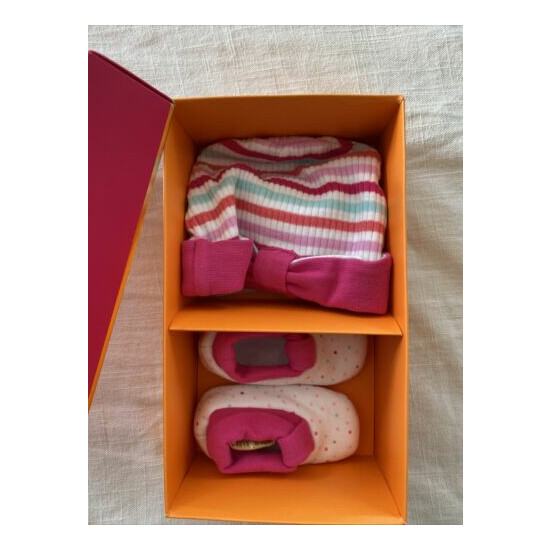 New Kate Spade Baby Bow Hat and Booties Set Gift Box Set  image {3}