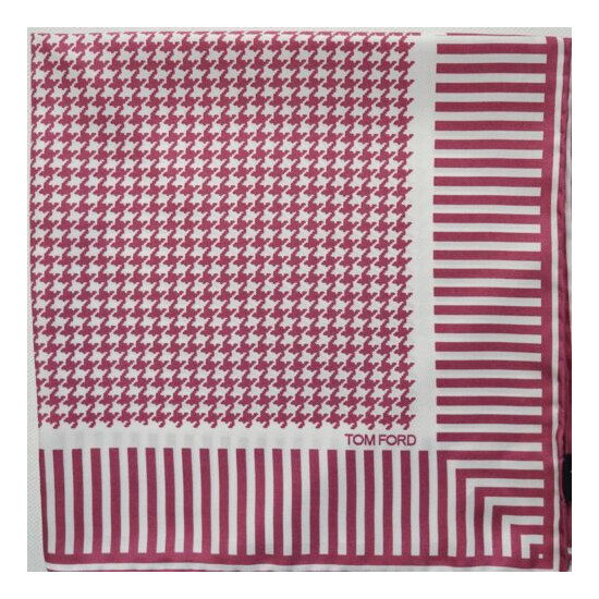 $165 NWOT Authentic TOM FORD 100% SILK Pocket Square Pochette Handkerchief image {1}