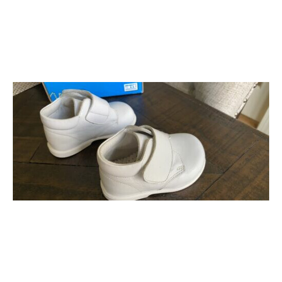 white leather infant/ Toddler booties image {1}