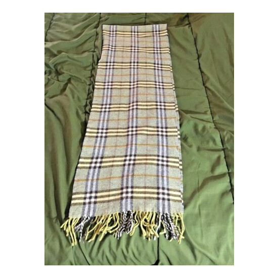 GENUINE BURBERRY BURBERRY'S VINTAGE CHECK GREEN 100% LAMBSWOOL SCARF 54/#41. image {3}