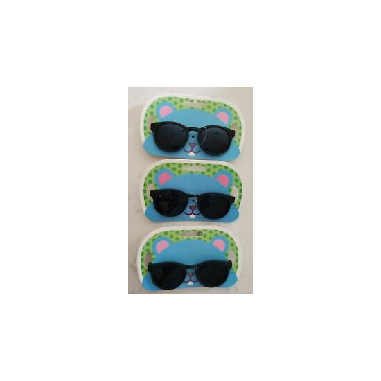 Foster Grant Kids Sunglasses, Lot Of Three, Black image {1}