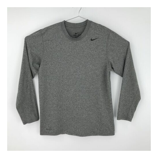 Nike Dri-Fit Mens Activewear Long Sleeve T-Shirt Gray Heathered Crew Neck M image {1}