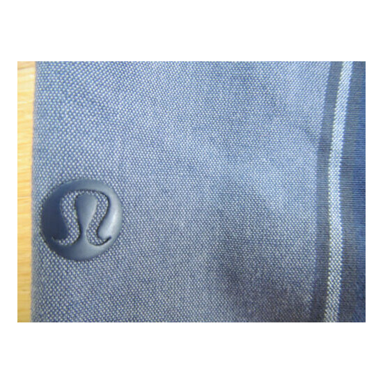Lululemon Men's Golf Casual Athletic Stretch Blue / Gray Plaid Shorts Size 34  image {7}