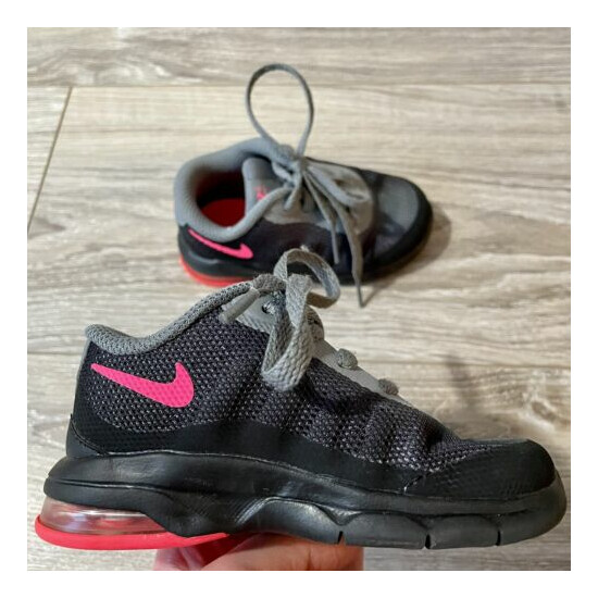 Nike Air Max Invigor 749577-006 Size 6C Black Racer Pink Cool Grey image {1}