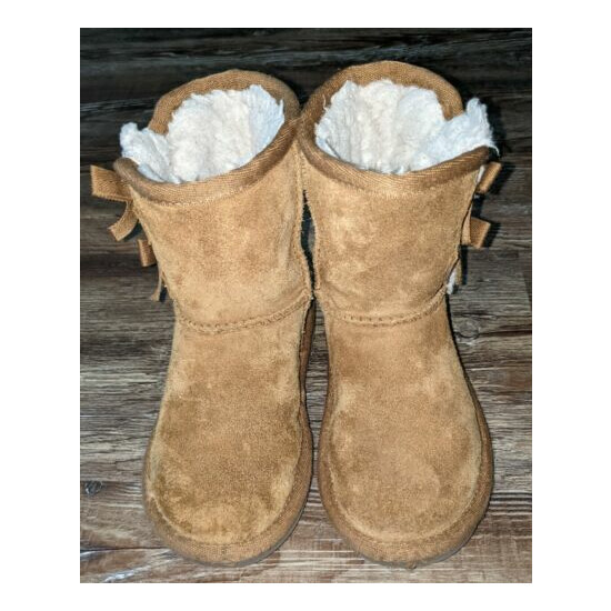 Koolaburra by UGG 1090330 girls brown suede shearling lined boots with bows 8 image {3}