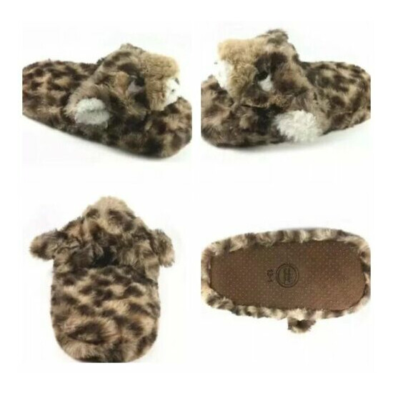 Wonder Nation Girls Plush Leopard slippers  image {1}