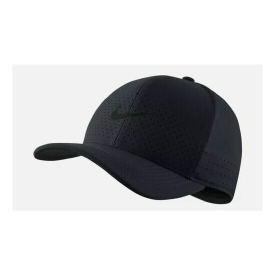 NEW Nike AeroBill Classic99 Perforated Training Hat Black Size S/M AV6956-010 image {1}