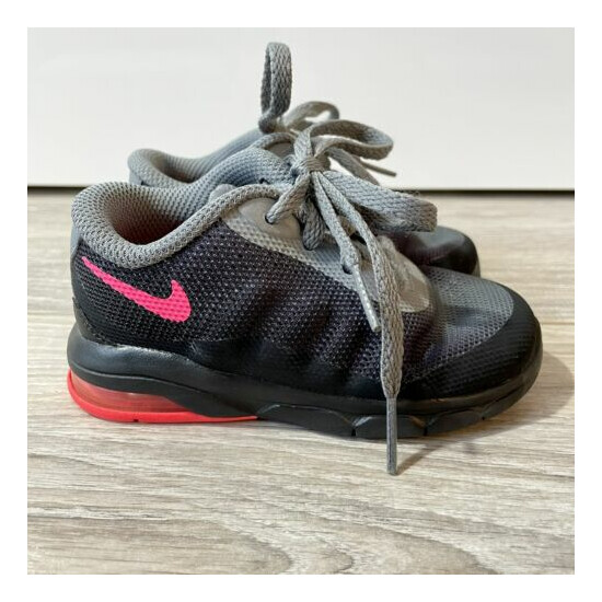 Nike Air Max Invigor 749577-006 Size 6C Black Racer Pink Cool Grey image {4}
