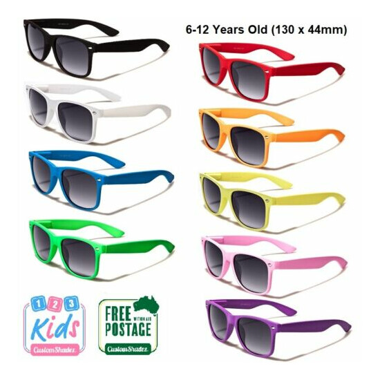 Kids / Childrens Sunglasses - Boys / Girls 6-12 Years- Retro Frame Gradient Lens image {1}