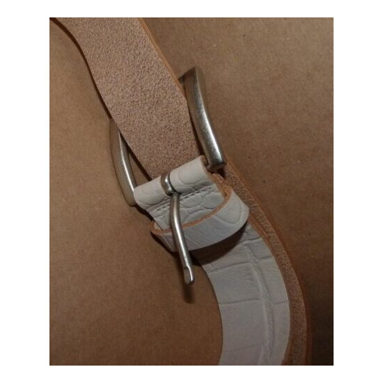 NEW THIRTY FIVE - 35 Kent Embossed Croc Casual Belt Men 30 Ivory Leather NIP A03 image {3}