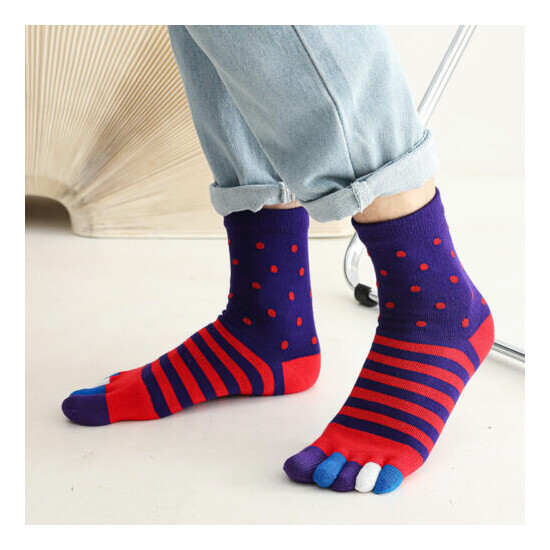 5 Pairs Men Toe Socks 85% Cotton Spotted Striped Five Finger Casual Crew Socks image {3}