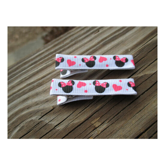 Hair Clips a pair of Minnie with hearts great for any girl 1 3/4" Alligator USA  image {1}