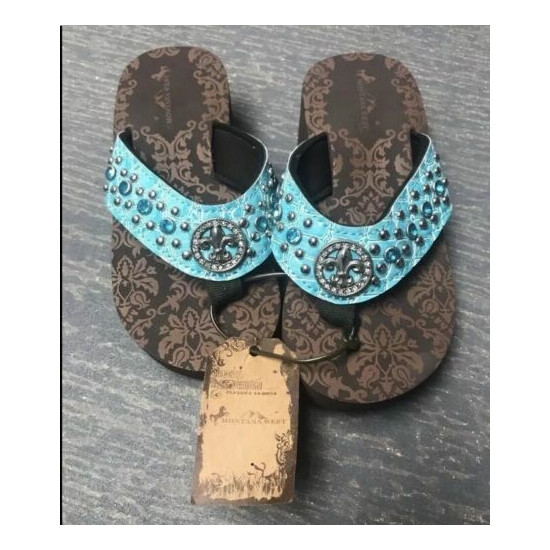 Girls Medium (Fits 10-12) Turquoise Rhinestone Studded Flip Flop Sandals NWT image {2}