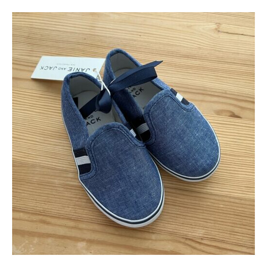 NWT JANIE AND JACK Blue Chambray Slip On Shoes Size 6 Toddler image {1}