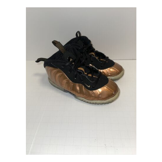 Nike Air Foamposite Little Posite One Copper Youth 723947-004 Size 9C Shoes Boys image {1}