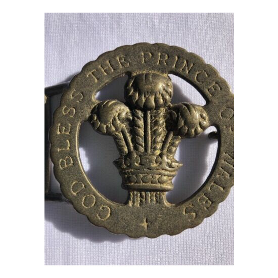 Belt Buckle Metal God Bless The Prince Of Wales Crown Feathers 1969 image {1}