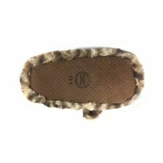 Wonder Nation Girls Plush Leopard slippers  image {5}