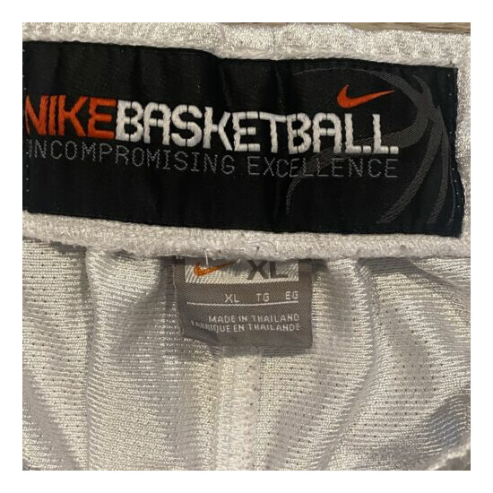 VTG 2000’s Nime Basketball Shorts w/Pockets Sz XL image {3}