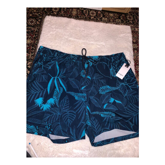 Goodfellow Men's Tropical Blue Swim Trunks 7" Inseam With Liner Size XXL image {2}