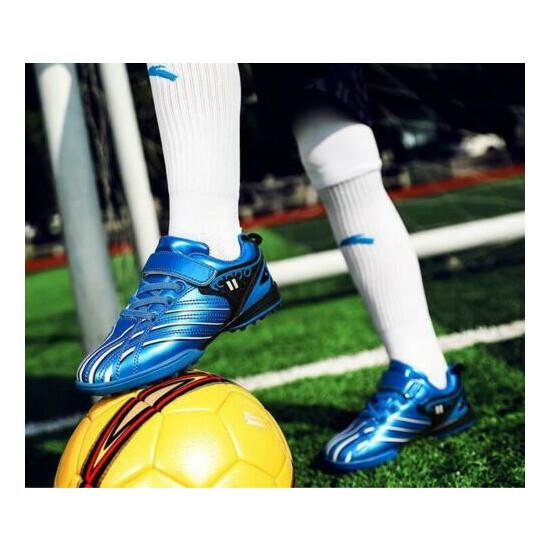 New Kids Boys Athletic Breathable Football shoes Soccer Boots Soccer Cleats Gift image {4}