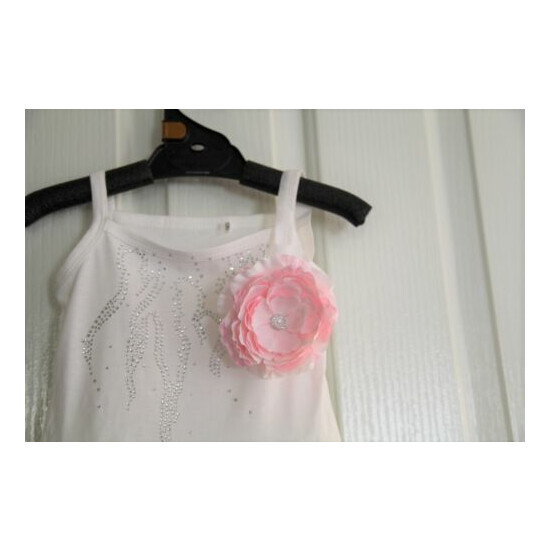 NEW Baby Infant Toddler Girls Classic White Pink Flower Headband 0-18 mos image {1}