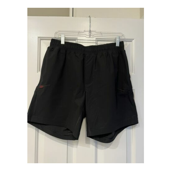 Rhone Versatility Shorts - Medium - 8 inch - Unlined - Black image {1}